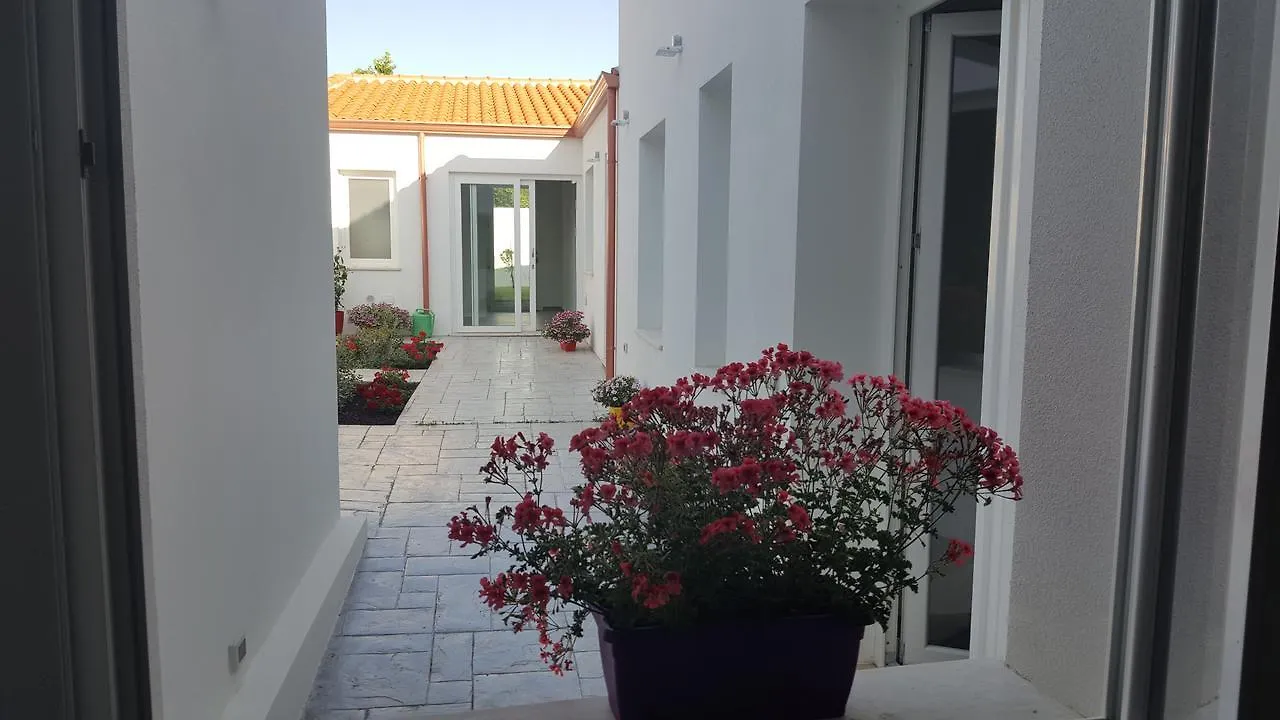 Bed and Breakfast B. Sinis Cabras 0*,  Italia
